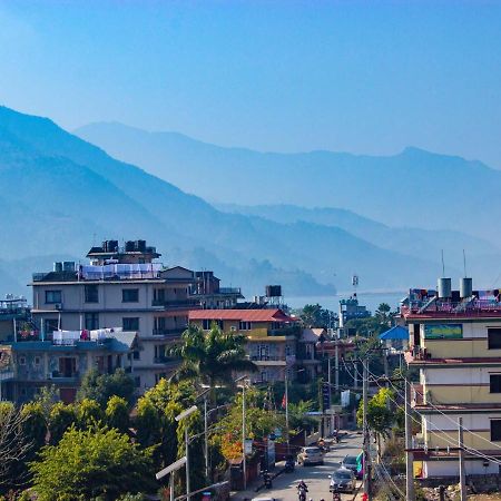 Hotel Silverline Pokhara Eksteriør billede