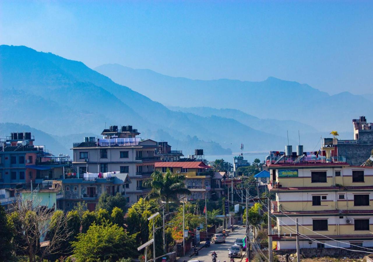 Hotel Silverline Pokhara Eksteriør billede